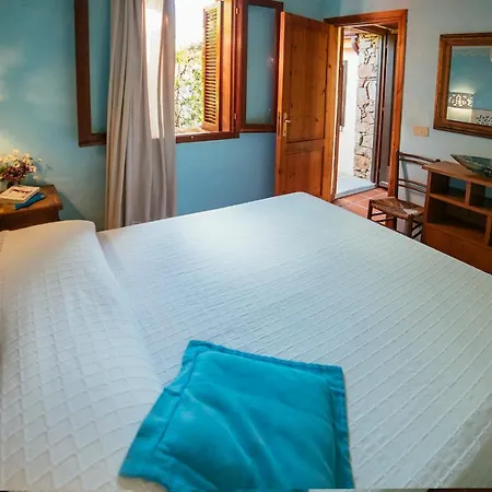 Villaggio Cala Paradiso Hébergement de vacances *