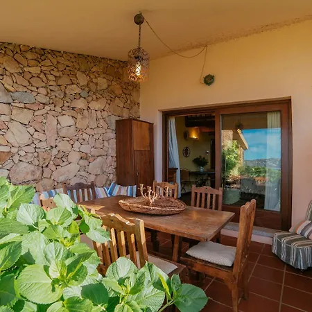 Hébergement de vacances Villaggio Cala Paradiso *